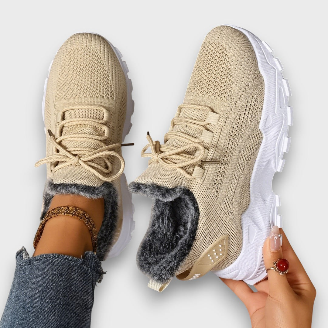Betty | Cozy Lace-Up Winter Sneakers
